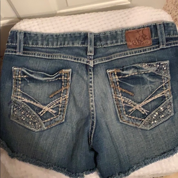 BKE Pants - Buckle BKE Sabrina Stretch Blue Jean Shorts